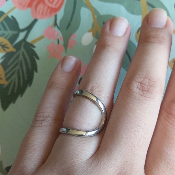 Silver nwot double layer ring - Picture 5 of 5